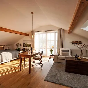 https://ferienwohnung-wengen-28.com-bavaria.com