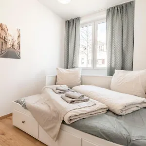 Apartment Stilvolles In Neustadt, BRE