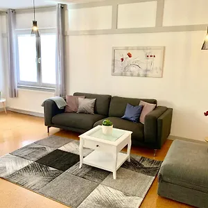 Apartment Edu, BRE