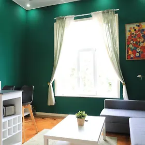 Apartment 02, BRE